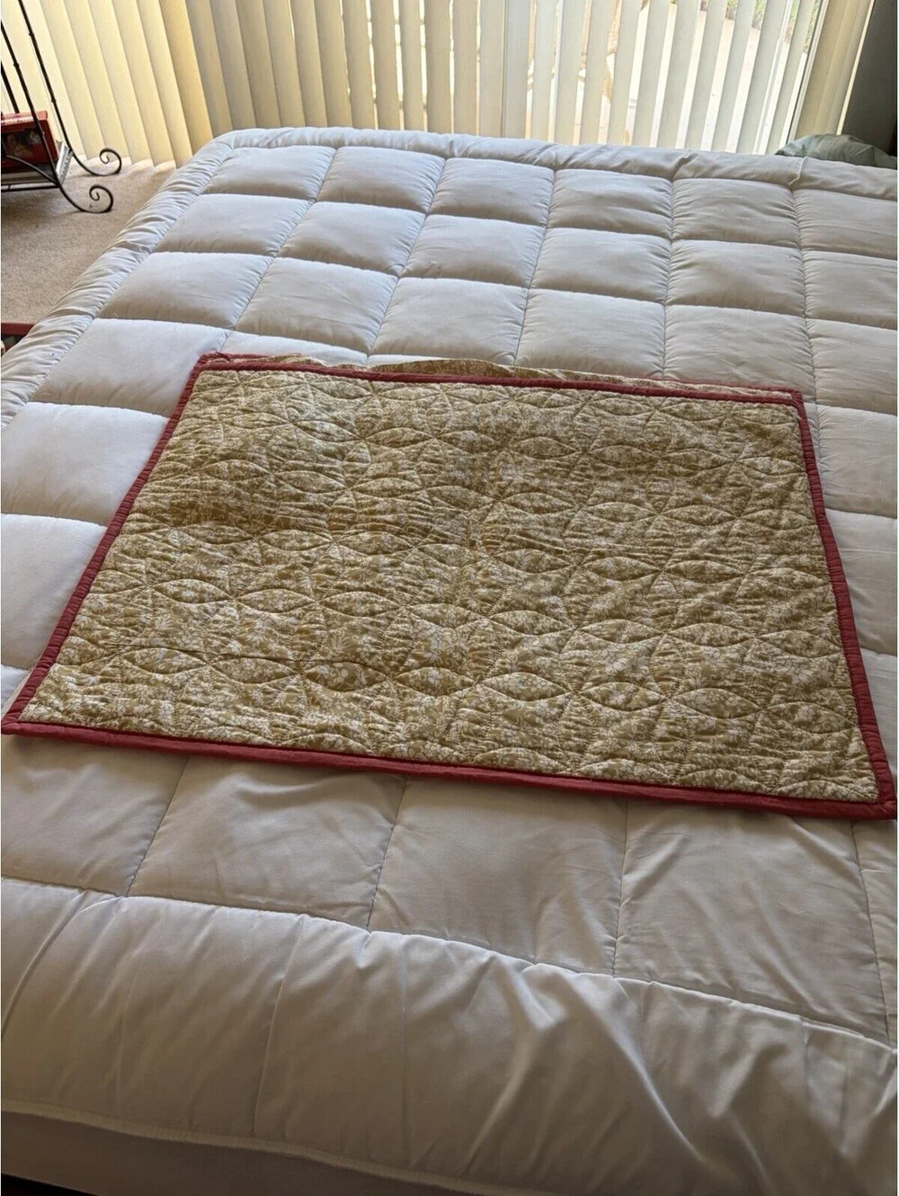 Martha Stewart Collection Cabin Flowers Shams Standard 21.5x27” Cotton Quilted